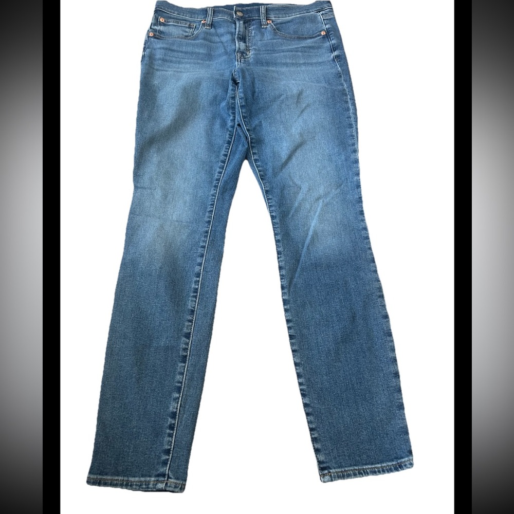 GAP True Skinny Mid Rise Jeans Women’s Size 31/12